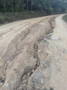 Blick auf das Meer und die Wälder vom Black Rock Viewpoint, Phuket