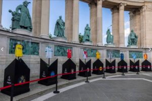 Budapest Erlebt Ein Farbenfrohes, Extradynamisches Wochenende!