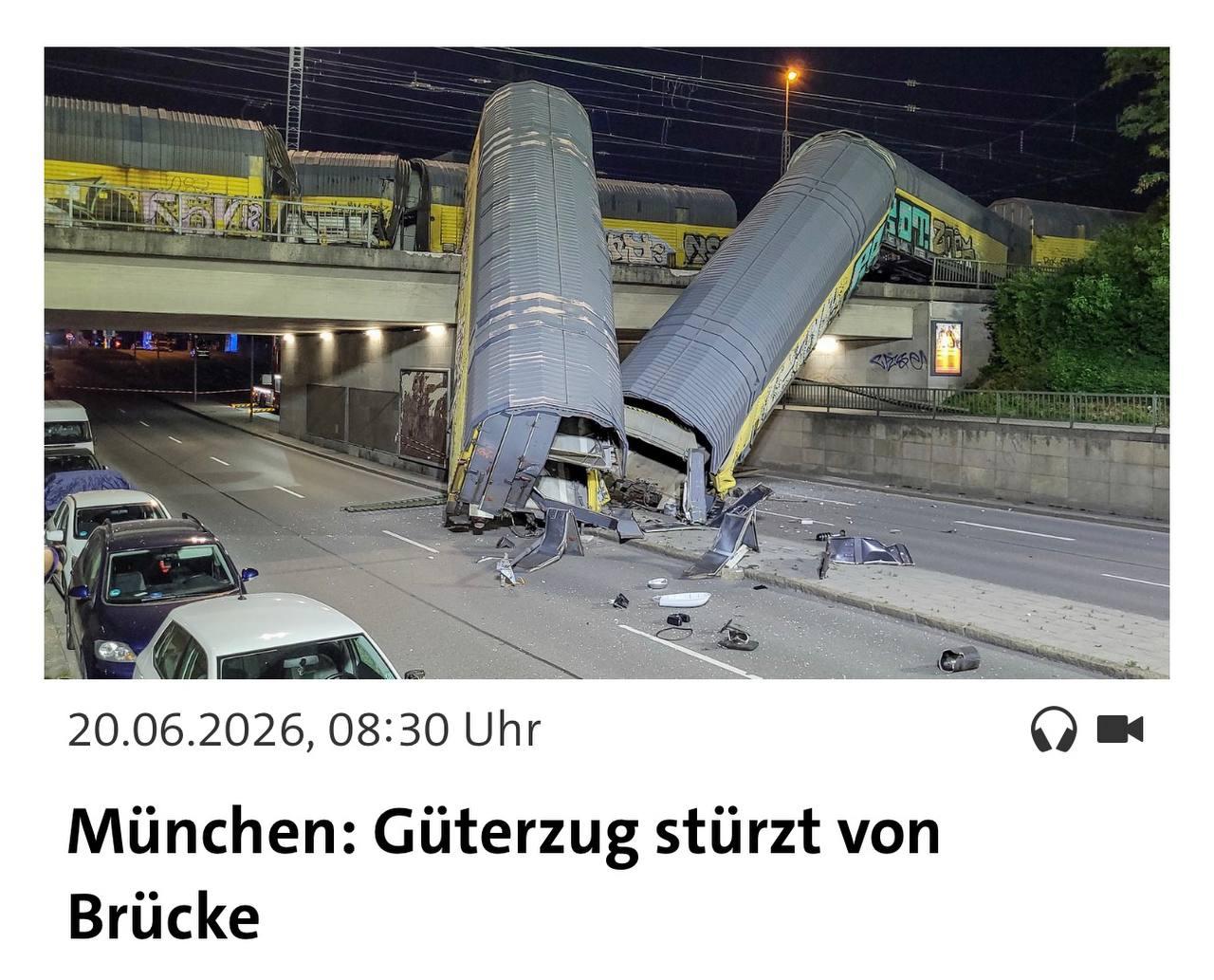 Schrecklicher nächtlicher Unfall: Güterzüge stoßen auf Brücke in München zusammen