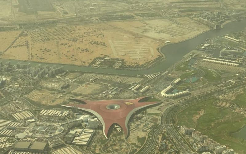 Abenteuer im Ferrari World Abu Dhabi
