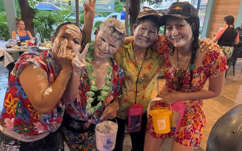 Ein Fest der Freude und Erneuerung: Songkran in Thailand