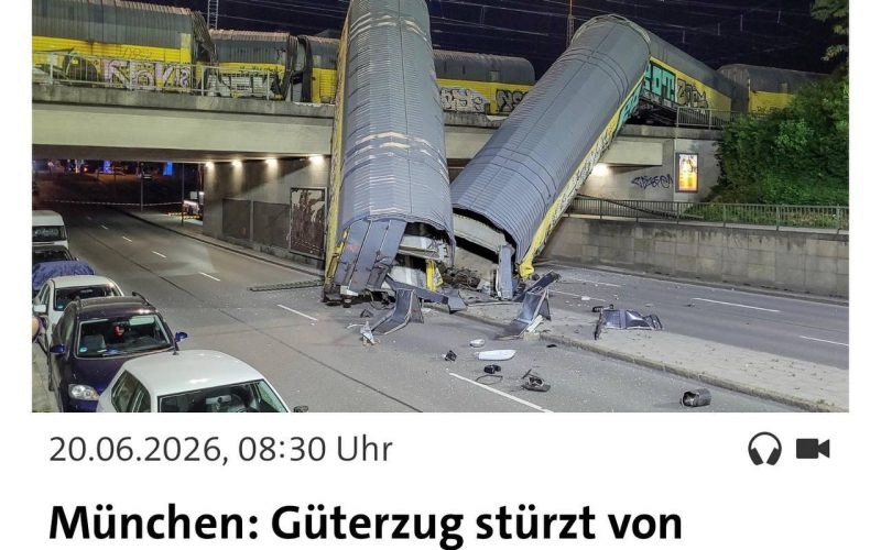 Schrecklicher nächtlicher Unfall: Güterzüge stoßen auf Brücke in München zusammen